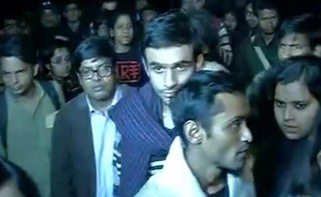 JNU students Umar Khalid, Anirban Bhattacharya surrender