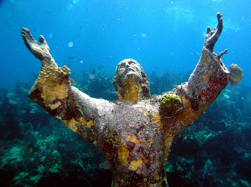 Christ of the Abyss Statue 