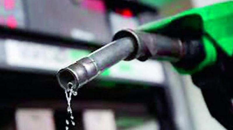 Daily Fuel Rates Revised, Dealers Shut Shops at Karnataka due to unsatisfactory